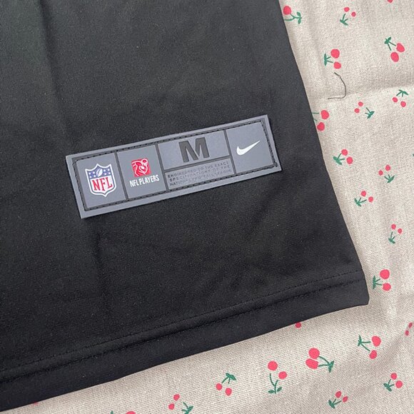 NFL T.J. Watt #90 Pittsburgh Steelers Black Jersey - Picture 3 of 7